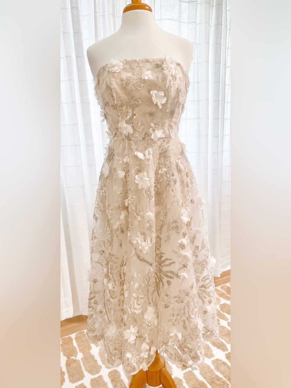 Dress the Population 3D Floral Beaded Sequin Midi Dress – Size Small 4/6 – NWT